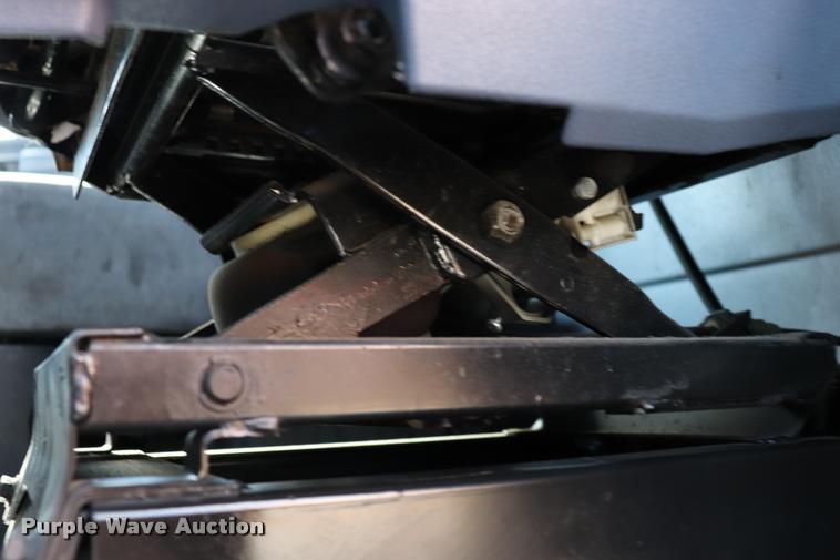 image for item DK9569 2006 Hino 268 refrigerated truck