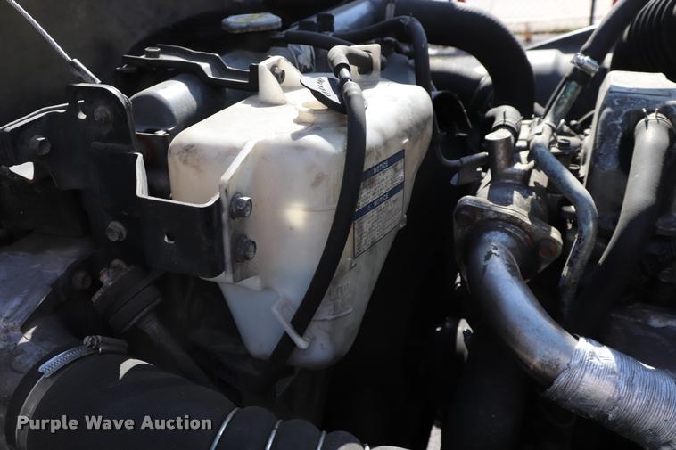 image for item DK9569 2006 Hino 268 refrigerated truck