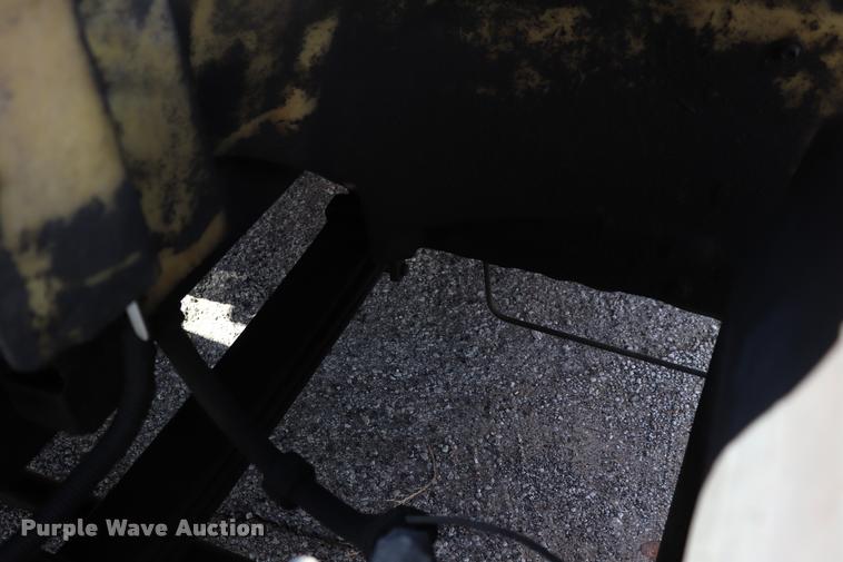 image for item DK9569 2006 Hino 268 refrigerated truck