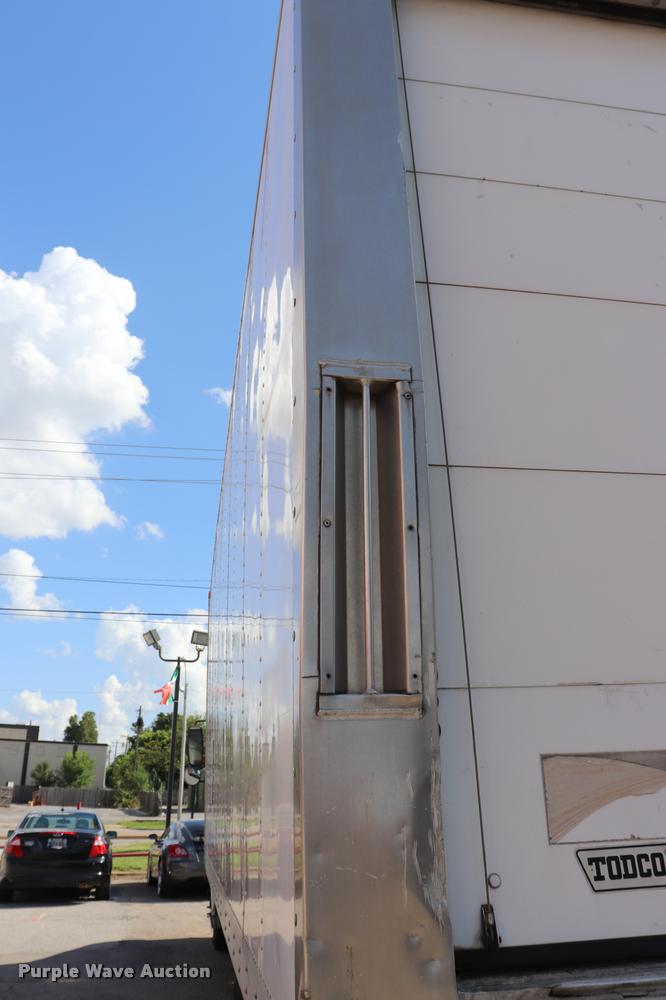 image for item DK9569 2006 Hino 268 refrigerated truck