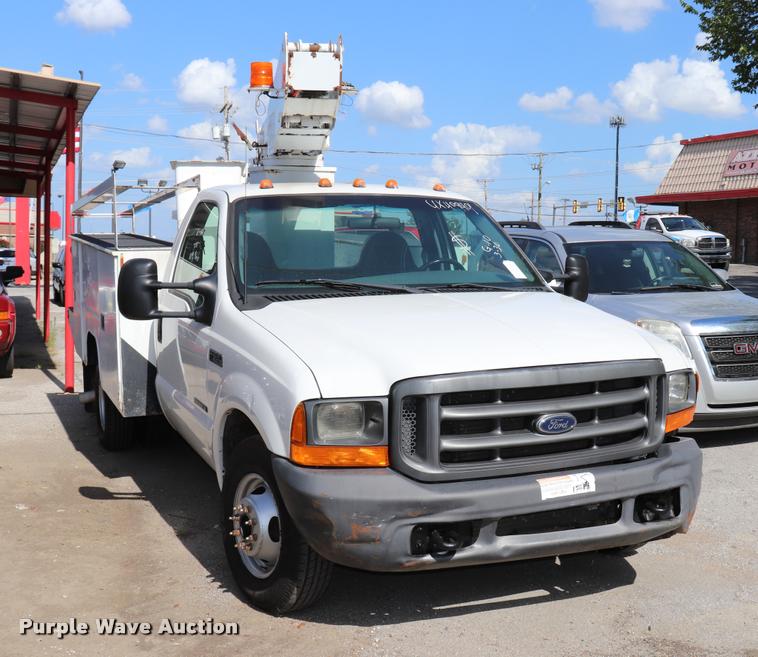 image for item DK9570 2000 Ford F350 Super Duty bucket truck