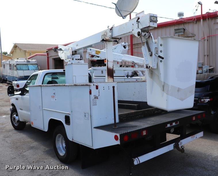 image for item DK9570 2000 Ford F350 Super Duty bucket truck