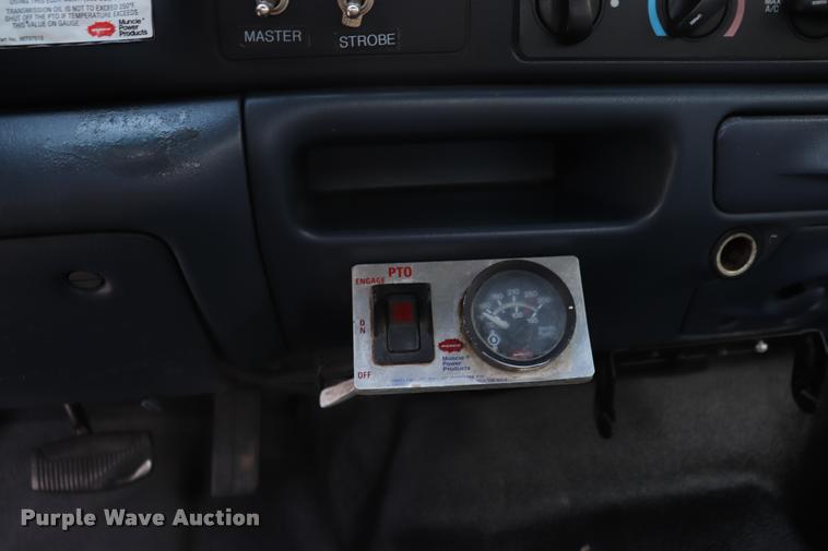 image for item DK9570 2000 Ford F350 Super Duty bucket truck