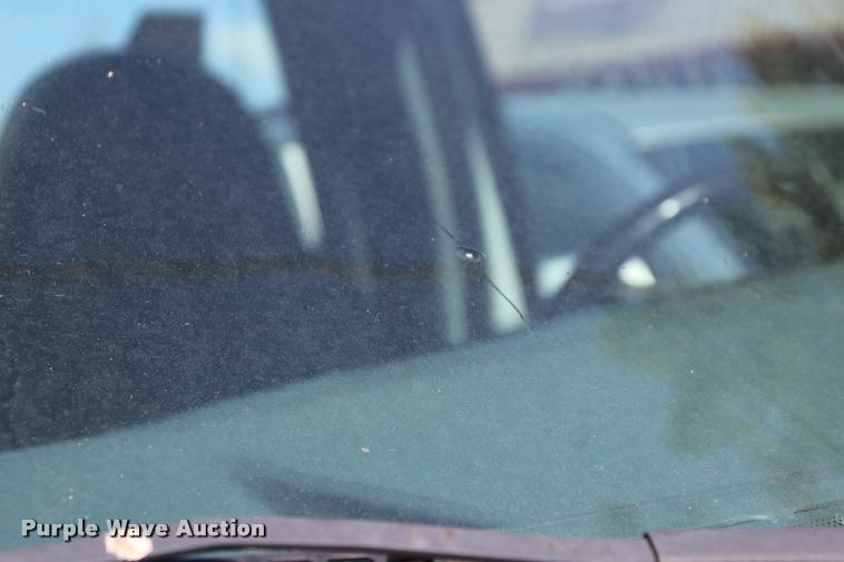 image for item DK9570 2000 Ford F350 Super Duty bucket truck