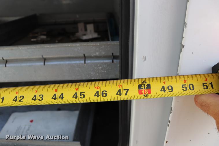 image for item DK9570 2000 Ford F350 Super Duty bucket truck