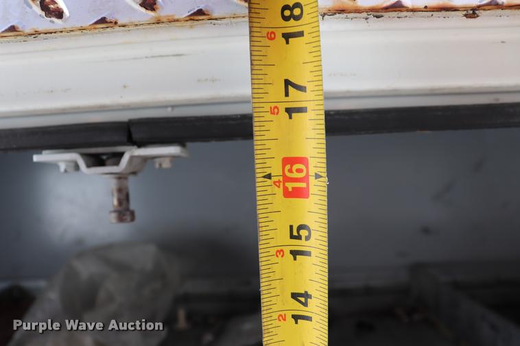 image for item DK9570 2000 Ford F350 Super Duty bucket truck