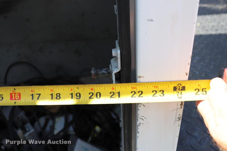 image for item DK9570 2000 Ford F350 Super Duty bucket truck