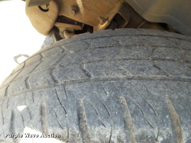 image for item DL9099 2001 Chevrolet Silverado 1500 Z71 Ext. Cab pickup truck