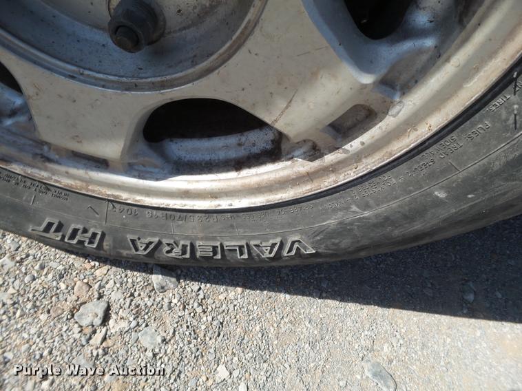 image for item DL9099 2001 Chevrolet Silverado 1500 Z71 Ext. Cab pickup truck