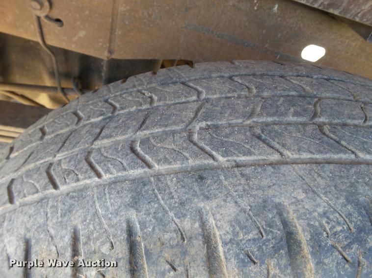 image for item DL9099 2001 Chevrolet Silverado 1500 Z71 Ext. Cab pickup truck