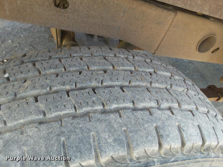 image for item DL9099 2001 Chevrolet Silverado 1500 Z71 Ext. Cab pickup truck