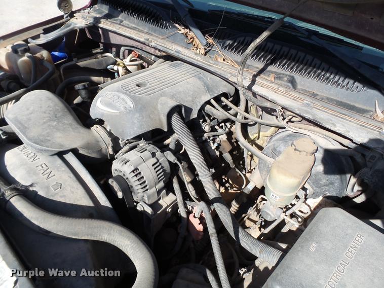 image for item DL9099 2001 Chevrolet Silverado 1500 Z71 Ext. Cab pickup truck