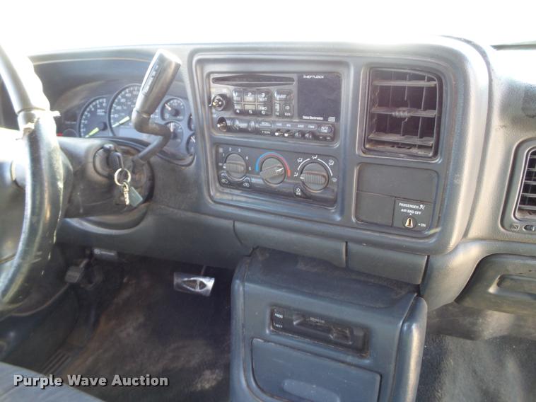 image for item DL9099 2001 Chevrolet Silverado 1500 Z71 Ext. Cab pickup truck