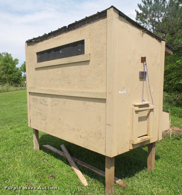 image for item DL9501 Chicken coop