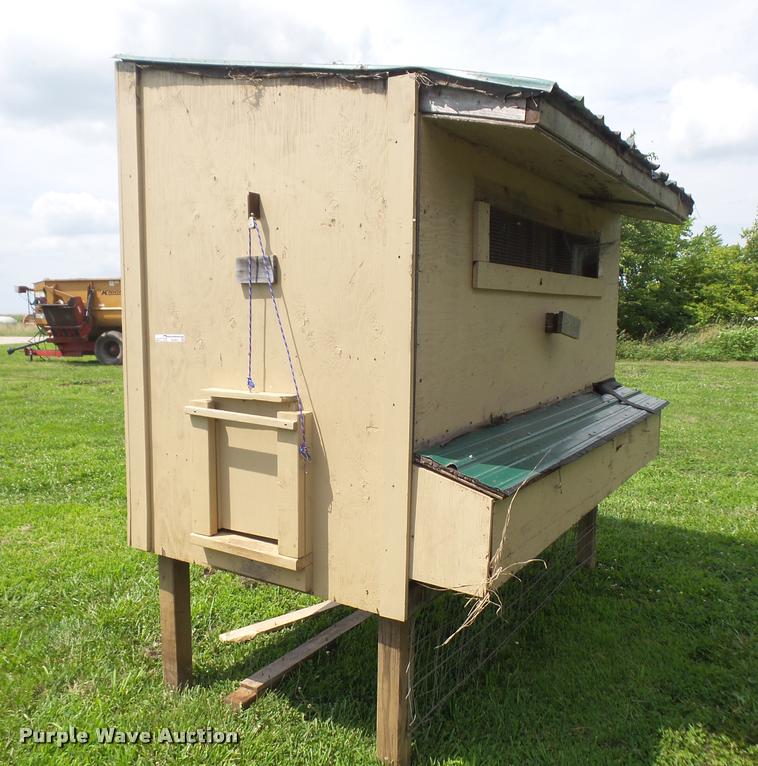 image for item DL9501 Chicken coop