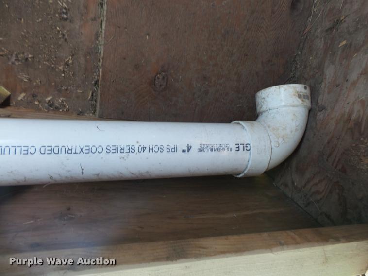 image for item DL9501 Chicken coop