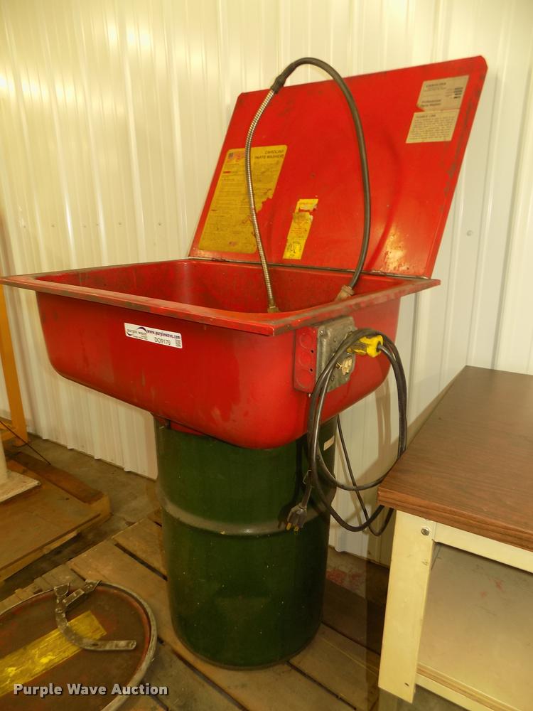 Carolina CPW30 parts washer in Grand Island, NE Item DO9179 sold