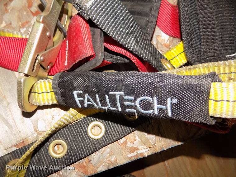 image for item DO9215 (5) full body harnesses with deceleration lanyards