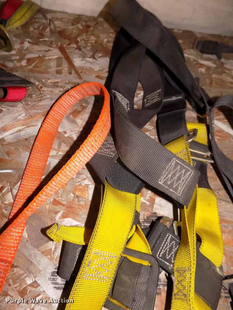 image for item DO9215 (5) full body harnesses with deceleration lanyards