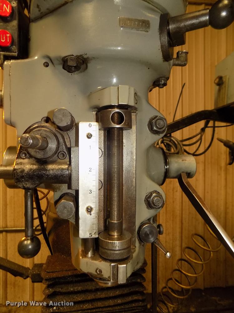 image for item DO9220 Bridgeport Series 2 milling machine