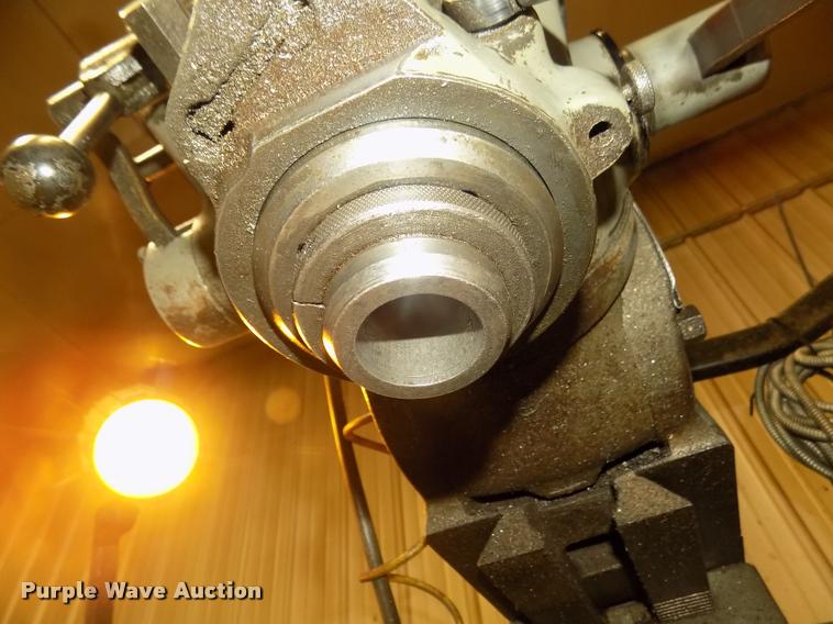 image for item DO9220 Bridgeport Series 2 milling machine