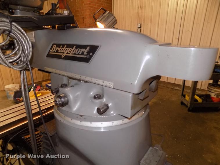 image for item DO9220 Bridgeport Series 2 milling machine