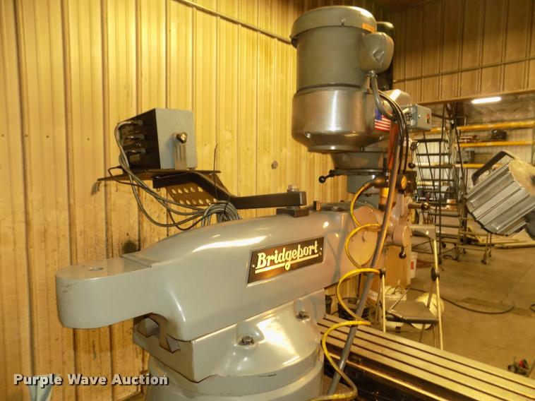 image for item DO9220 Bridgeport Series 2 milling machine