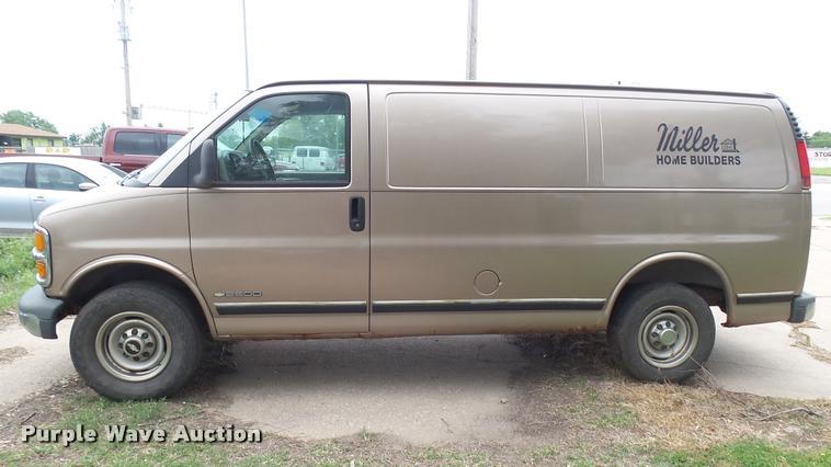 image for item DQ9088 1998 Chevrolet Express G2500 Cargo van