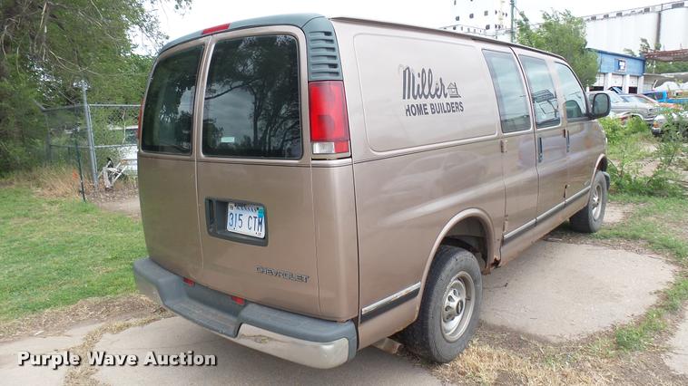 image for item DQ9088 1998 Chevrolet Express G2500 Cargo van