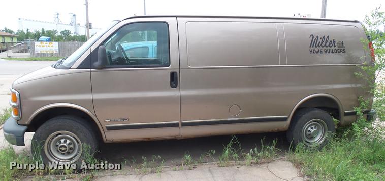 image for item DQ9088 1998 Chevrolet Express G2500 Cargo van
