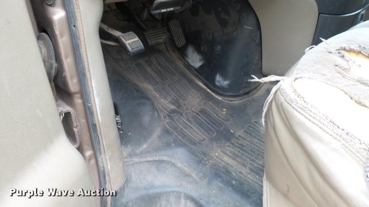 image for item DQ9088 1998 Chevrolet Express G2500 Cargo van