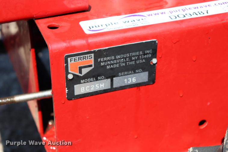 image for item DQ9487 Ferris Hydrowalk BC25H field and brush mower