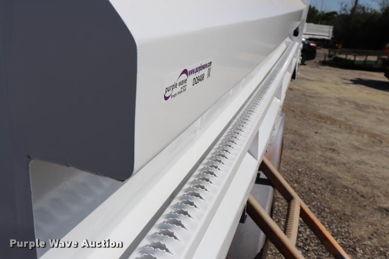 image for item DQ9488 Dump bed