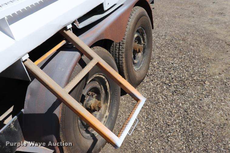 image for item DQ9488 Dump bed