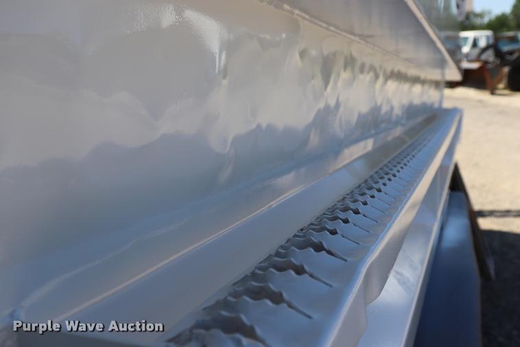 image for item DQ9488 Dump bed