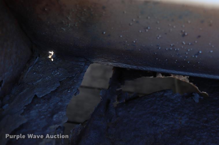 image for item DQ9488 Dump bed