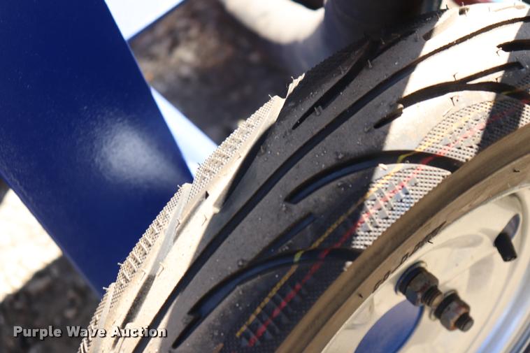 image for item DQ9490 Henglin Group environmental clean wet sandblasting machine