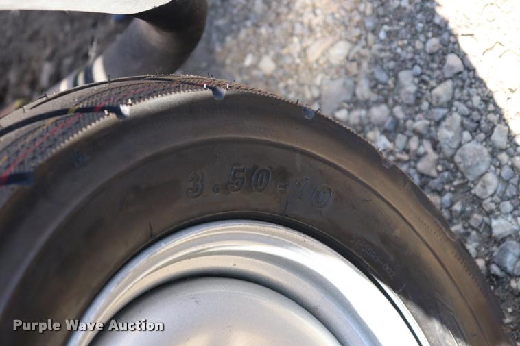 image for item DQ9490 Henglin Group environmental clean wet sandblasting machine