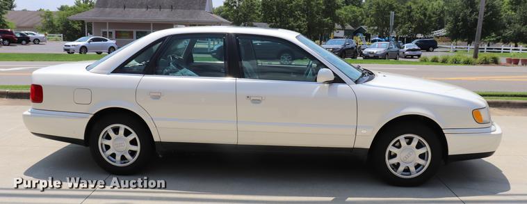 image for item DQ9499 1996 Audi A6