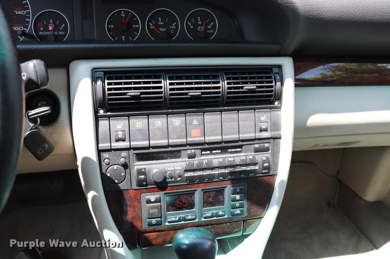 image for item DQ9499 1996 Audi A6