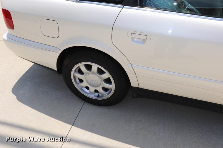 image for item DQ9499 1996 Audi A6