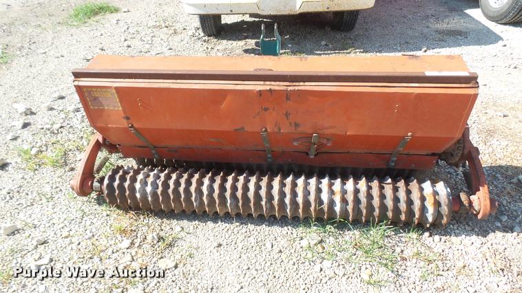 image for item DR9540 Brillion seeder
