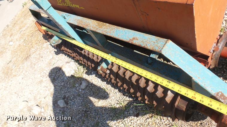 image for item DR9540 Brillion seeder