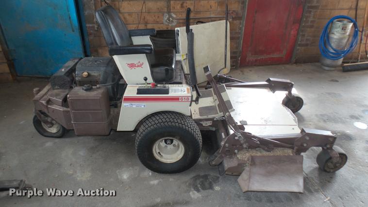 image for item DR9704 Grasshopper 618 ZTR lawn mower