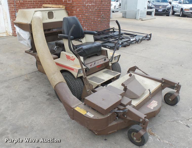 image for item DR9705 Grasshopper 718 ZTR lawn mower