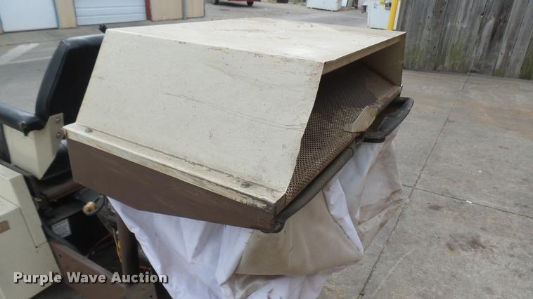 image for item DR9705 Grasshopper 718 ZTR lawn mower