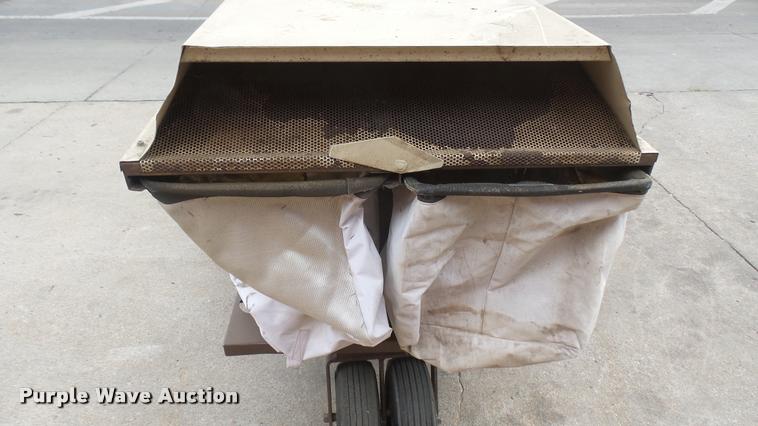 image for item DR9705 Grasshopper 718 ZTR lawn mower