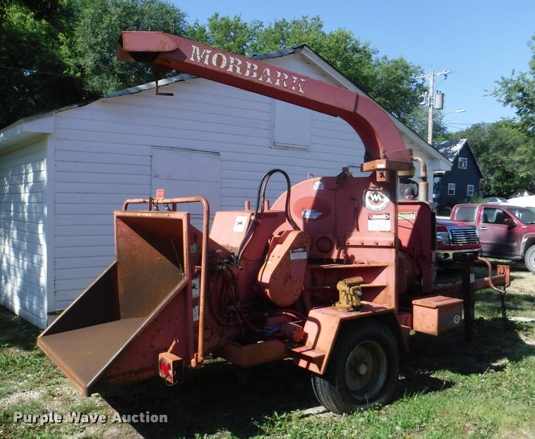 image for item J5673 2001 Morbark 2100-D chipper