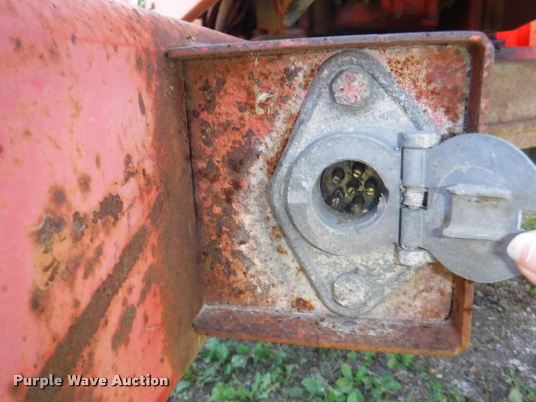 image for item J5673 2001 Morbark 2100-D chipper