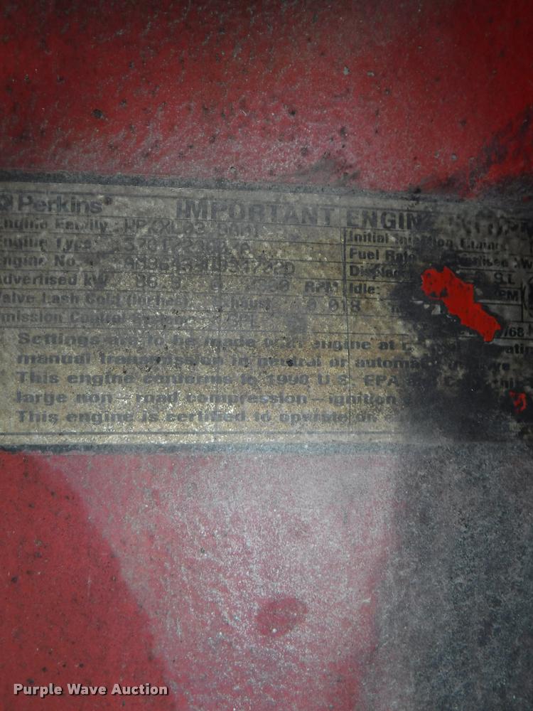 image for item J5673 2001 Morbark 2100-D chipper